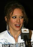 Hilary Duff - Страница 3 Th_46973_87137duffautoclub500061_123_106lo