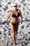 th_46777_Celebutopia-Britney_Spears_in_bikini_on_the_beach_in_the_Carribbean-30_122_134lo.jpg