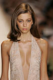 th_35493_md-lerage.com-ss05-rtw-newyork-w-lhuillier-007-bp60jozl_122_248lo.jpg