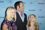 th_21685_Preppie_-_Kristen_Bell_at_the_photocall_for_the_Germany_premiere_of_All_Inclusive_-_October_138_2009_715_122_359lo.jpg