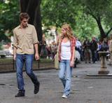 http://img186.imagevenue.com/loc429/th_23111_427_Robert_Pattinson_On_the_set_of_Remember_me_in_Manhattan42_122_429lo.jpg