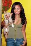 th_74823_celeb-city.org-kugelschreiber-Ashanti-Theres_No_Place_Like_Home_Dog_Adoption_Day_1175_122_489lo.jpg