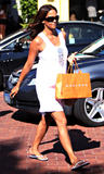 th_67435_halle-berry-out-shopping-in-malibu_12_122_490lo.jpg