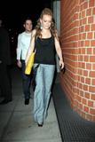 http://img186.imagevenue.com/loc6/th_91394_celeb-city.org_Hilary_Duff_at_MrChow_in_Beverly_Hills_05_123_6lo.jpg