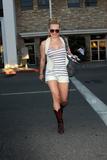 http://img186.imagevenue.com/loc441/th_78653_missy_celeb-city.org_Hilary_Duff_at_LAX__019_123_441lo.jpg